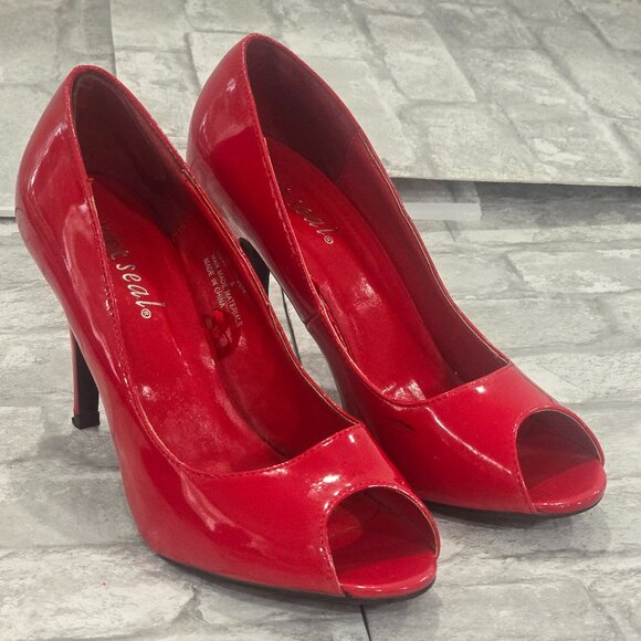 Wet‎ Seal Size 8 High Heels Peep Toe Red 4" Heel - Picture 1 of 9